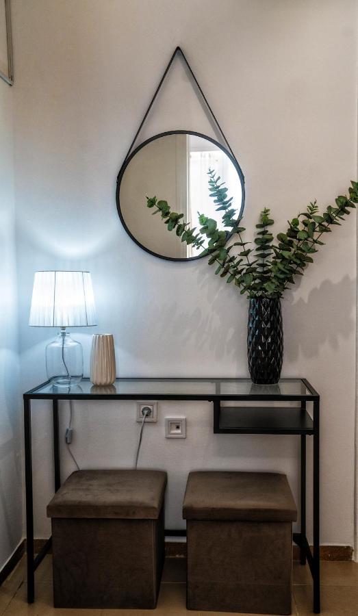 Lux Garden Apartment Near Acropolis In The Heart Of Atenas Exterior foto